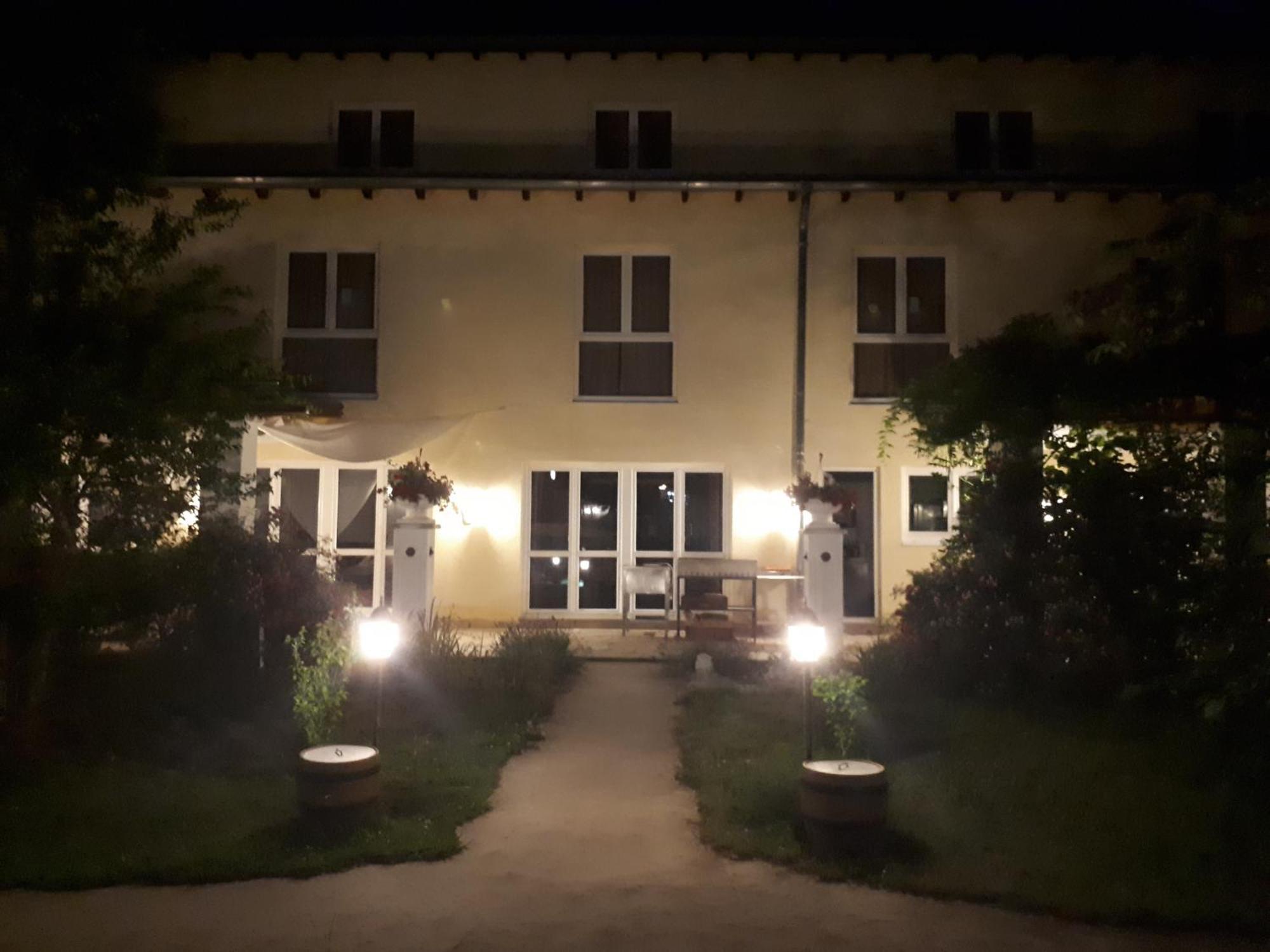 Mediterran Hotel Juwel Karlstein am Main Buitenkant foto